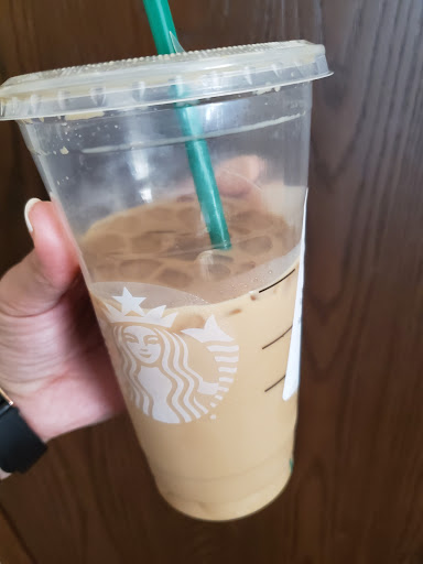 Coffee Shop «Starbucks», reviews and photos, 4503 Fleur Dr, Des Moines, IA 50321, USA