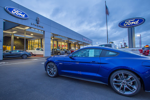 Car Dealer «Bowen Scarff Ford Lincoln», reviews and photos, 1157 Central Ave N, Kent, WA 98032, USA