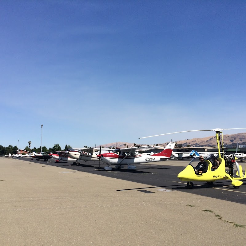 Reid-Hillview County Airport