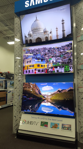 Electronics Store «Best Buy», reviews and photos, 15854 South La Grange Road, Orland Park, IL 60462, USA