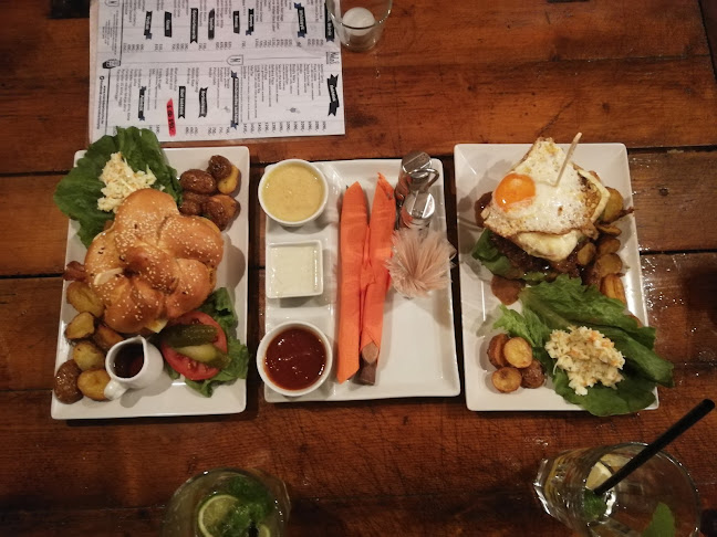 Móres Bárkonyha - Étterem