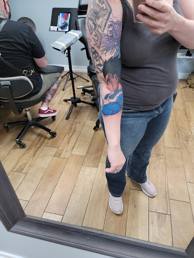 Tattoo Shop «Daybreak Tattoo», reviews and photos, 5817 S Westnedge Ave, Portage, MI 49002, USA