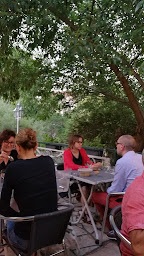 Photo n°22 de Restaurant Le Petit Pont à Joinville-le-Pont ()