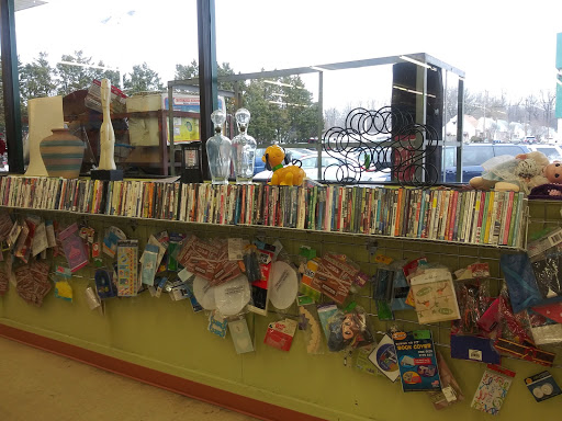 Thrift Store «Family Thrift Store», reviews and photos, 2012 W Newport Pike, Wilmington, DE 19804, USA