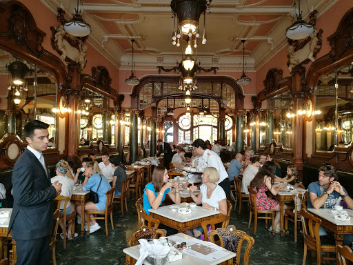 Cafe wifi in Oporto