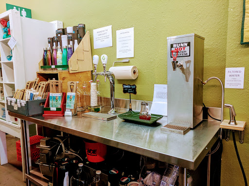 Grocery Store «Bear Foods Natural Market», reviews and photos, 125 E Woodin Ave, Chelan, WA 98816, USA