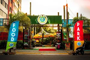 Casa Verde Food Park image