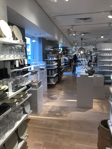 Furniture Store «Crate and Barrel», reviews and photos, 1115 Broadway Plaza, Walnut Creek, CA 94596, USA
