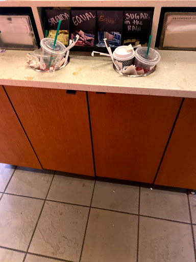 Coffee Shop «Starbucks», reviews and photos, 3801 E Frank Phillips Blvd, Bartlesville, OK 74006, USA