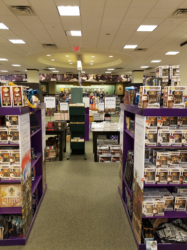 Book Store «Barnes & Noble», reviews and photos, 7707 Bluebonnet Blvd, Baton Rouge, LA 70810, USA