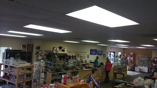 Used Clothing Store «Tri City Churches Resale Shop», reviews and photos