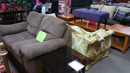 Thrift Store «M&M Thrift And Salvage», reviews and photos, 1517 Lucky St, Griffin, GA 30223, USA