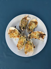 Huîtres Rockefeller du Restaurant de fruits de mer Le mazet de thau à Loupian - n°3