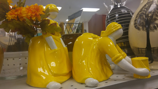 Thrift Store «Goodwill», reviews and photos, 2460 Grass Valley Hwy, Auburn, CA 95603, USA