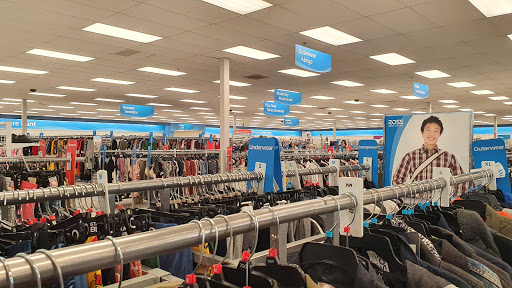 Clothing Store «Ross Dress for Less», reviews and photos, 1985 W Malvern Ave, Fullerton, CA 92833, USA