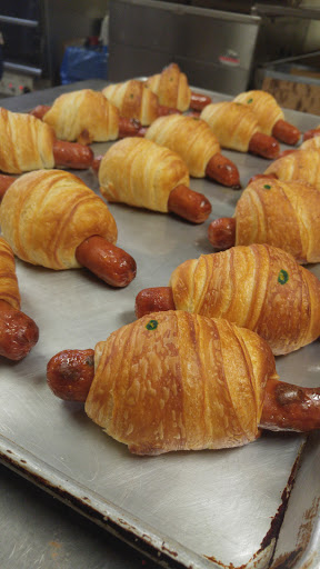 Donut Shop «Central Donut Shop», reviews and photos, 11545 Sullivan Rd, Baton Rouge, LA 70818, USA