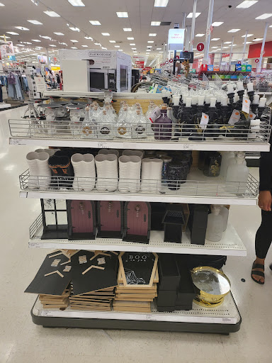 Department Store «Target», reviews and photos, 2700 5th St, Alameda, CA 94501, USA