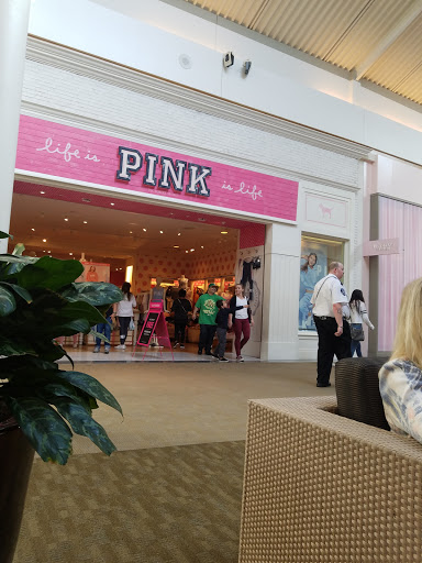 Shopping Mall «Westfield Galleria at Roseville», reviews and photos, 1151 Galleria Blvd, Roseville, CA 95678, USA