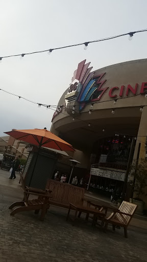 Movie Theater «Edwards Long Beach Stadium 26 & IMAX», reviews and photos, 7501 Carson Blvd, Long Beach, CA 90808, USA