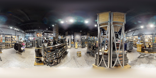 Harley-Davidson Dealer «Pocono Mountain Harley-Davidson», reviews and photos, 4300 Manor Dr, Stroudsburg, PA 18360, USA