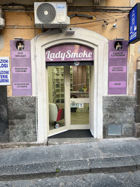 LadySmoke - Motta Sant’Anastasia