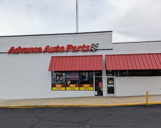 Auto Parts Store «Advance Auto Parts», reviews and photos, 8111 Lee Hwy, Falls Church, VA 22042, USA