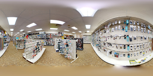 Electronics Store «Micro Center», reviews and photos, 550 Lancaster Ave, St Davids, PA 19087, USA