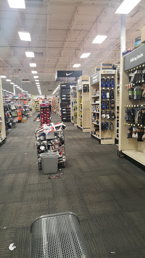 Sporting Goods Store «Academy Sports + Outdoors», reviews and photos, 5400 Brodie Ln, Sunset Valley, TX 78745, USA