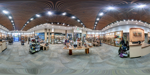 Shoe Store «Shoe Mill», reviews and photos, 9609 SW Washington Square Rd, Portland, OR 97223, USA