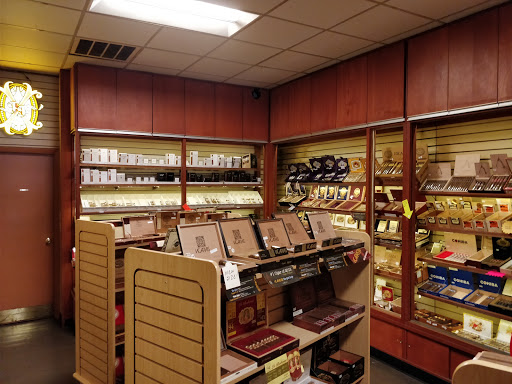 Tobacco Shop «Straus Tobacconist», reviews and photos, 410 Walnut St, Cincinnati, OH 45202, USA