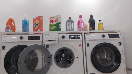 مغسلة أضواء الخزامى 