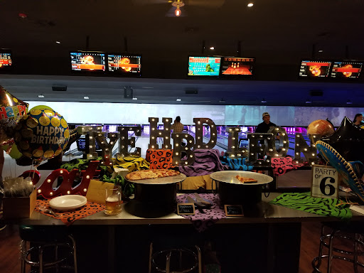 Bowling Alley «Bowlero Woodlands», reviews and photos, 27000 Interstate 45 N, The Woodlands, TX 77385, USA