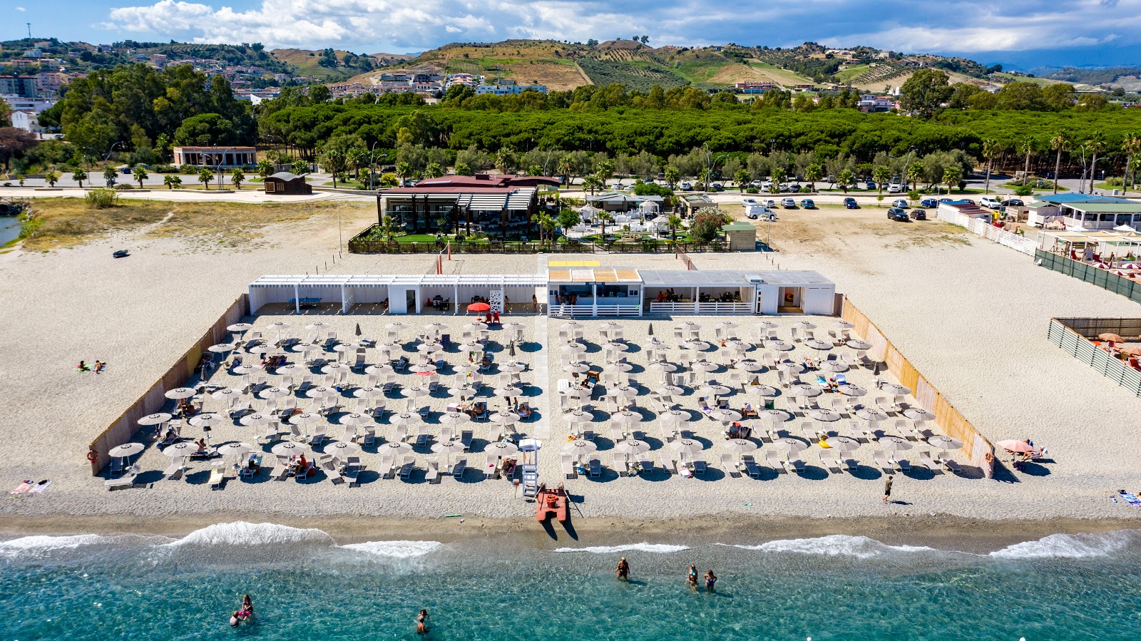 Φωτογραφία του Catanzaro Lido beach II ubicado en área natural