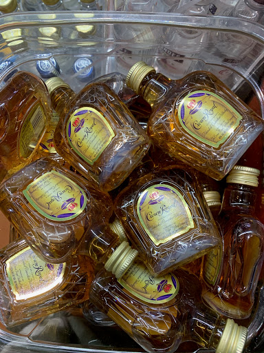 Liquor Store «Telegraph Liquor Store», reviews and photos, 11063 Telegraph Rd, Taylor, MI 48180, USA