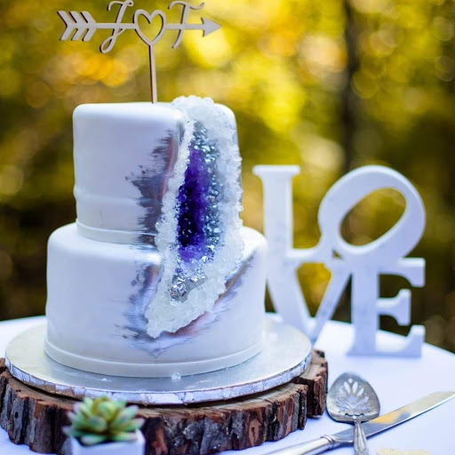 Wedding Bakery «elé Cake Co.», reviews and photos, 810 E Dixie Dr, Dayton, OH 45449, USA