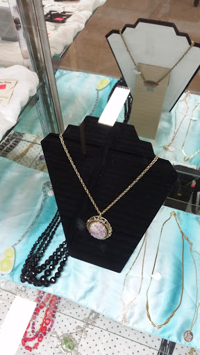 Thrift Store «The Salvation Army Family Store & Donation Center», reviews and photos