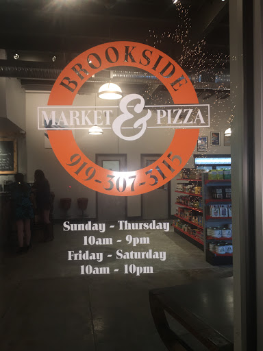 Beer Store «Brookside Market & Pizza», reviews and photos, 1000 Brookside Dr #119, Raleigh, NC 27604, USA