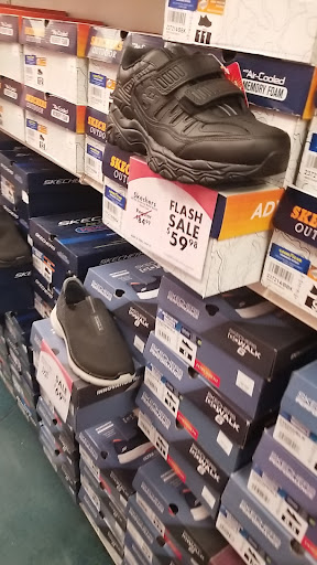 Shoe Store «Shoe Carnival», reviews and photos, 2776 Wilma Rudolph Blvd, Clarksville, TN 37040, USA