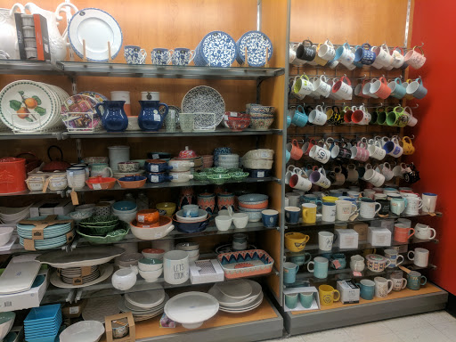 Department Store «T.J. Maxx», reviews and photos, 1600 Park Manor Blvd, Pittsburgh, PA 15205, USA