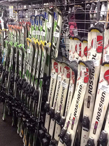 Sporting Goods Store «Play It Again Sports - Schaumburg , IL», reviews and photos, 1127 S Roselle Rd, Schaumburg, IL 60193, USA