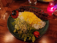 Plats et boissons du Restaurant de spécialités perses Restaurant iranien TORANJ à Paris - n°9