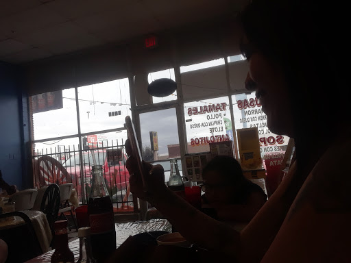 Thrift Store «Indian School Thrift», reviews and photos, 2740 W Indian School Rd, Phoenix, AZ 85017, USA