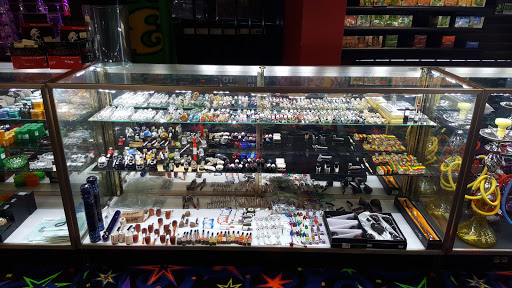 Tobacco Shop «Climax Vape Smoke Hookah Shops», reviews and photos, 714 N Mills Ave, Orlando, FL 32803, USA