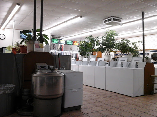 Dry Cleaner «Clothes Basket», reviews and photos, 1429 W Sherman Blvd, Muskegon, MI 49441, USA