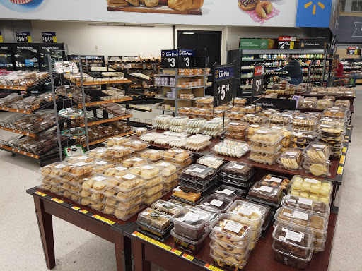 Department Store «Walmart Supercenter», reviews and photos, 235 E Dorset Dr, Dixon, CA 95620, USA