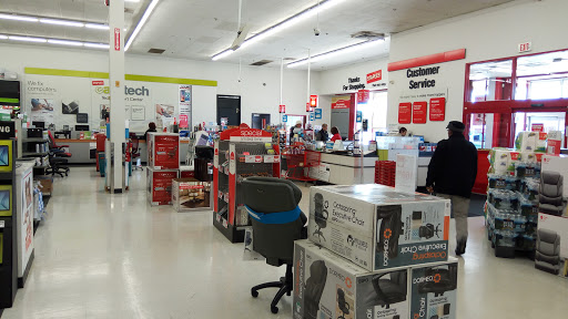 Office Supply Store «Staples», reviews and photos, 7929 Eastern Ave, Baltimore, MD 21224, USA