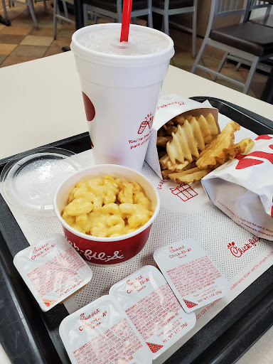 Fast Food Restaurant «Chick-fil-A», reviews and photos, 4895 Candlewood St, Lakewood, CA 90712, USA
