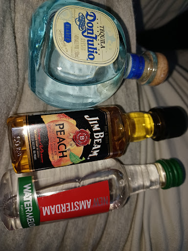 Wine Store «American Spirits Beverage Co.», reviews and photos, 14821 Inwood Rd, Addison, TX 75001, USA