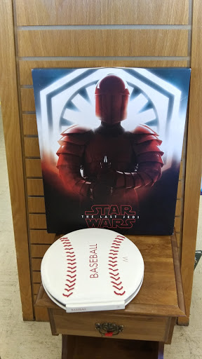 Thrift Store «Thrift Town», reviews and photos, 410 El Camino Ave, Sacramento, CA 95815, USA