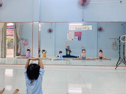 Phước Tân Dance Studio